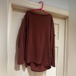 Lululemon back in action organic cotton long sleeve shirt